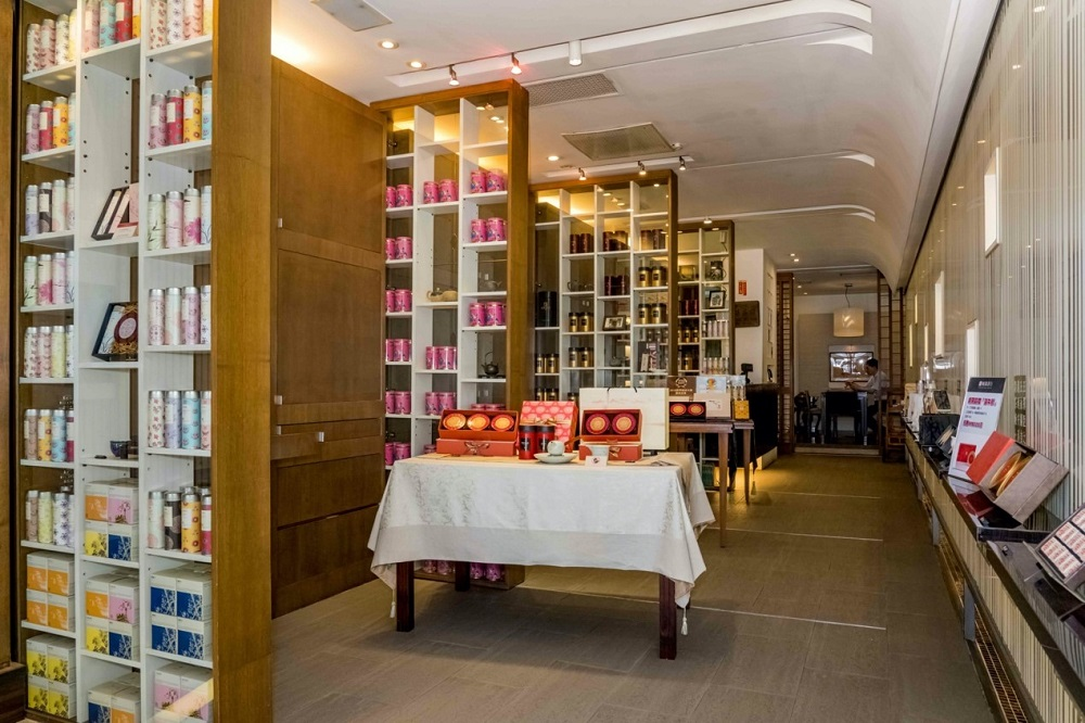 《自由時報》台灣茶禮需求暴增 百年嶢陽茶行擁抱疫後商機 《自由時報》台灣茶禮需求暴增 百年嶢陽茶行擁抱疫後商機